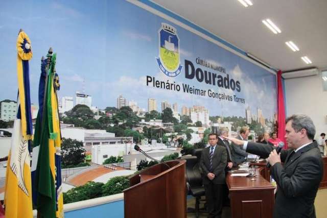 Ap&oacute;s derrota, Delia Razuk pede licen&ccedil;a e suplente assume na C&acirc;mara