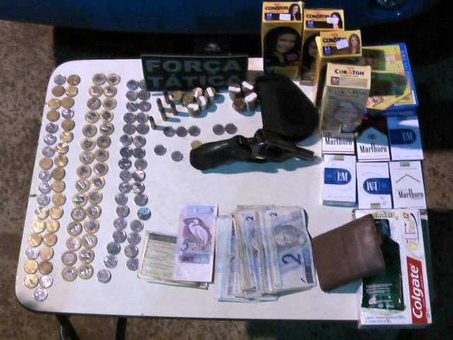  Detentos roubam supermercado e s&atilde;o presos ao voltar para penitenci&aacute;ria