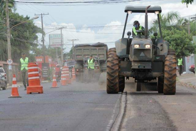 Ex&eacute;rcito culpa &Aacute;guas, transi&ccedil;&atilde;o e chuva por demora em obras