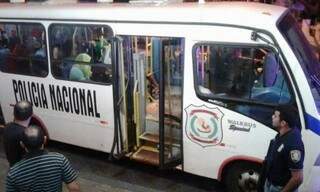 Ônibus foi usado para transportar “soldados” de narcotraficante (Foto: ABC Color)