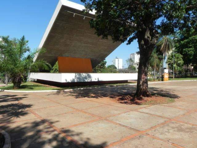 Projeto cadastra fam&iacute;lias em desconto de at&eacute; 65% na conta de luz 