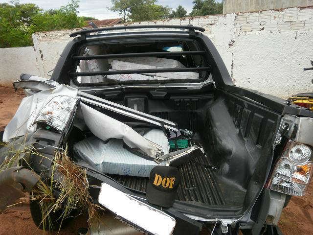  DOF apreende uma tonelada de maconha em ve&iacute;culo em Coronel Sapucaia