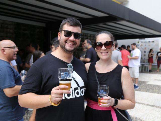 Encontro que terminou em festa elegeu a melhor entre 62 cervejas artesanais