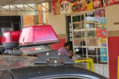 Loja &eacute; arrombada durante madrugada e comerciante sofre preju&iacute;zo de R$ 2 mil 