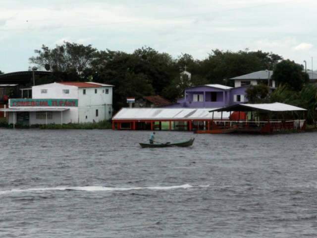  N&iacute;vel do rio atinge 6,67 metros e preocupa autoridades em Porto Murtinho