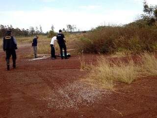 Homem encontrado com sinais de execu&ccedil;&atilde;o seria usu&aacute;rio de drogas