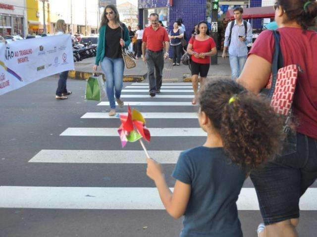 Com 541 casos de trabalho infantil em MS, campanha incentiva combate