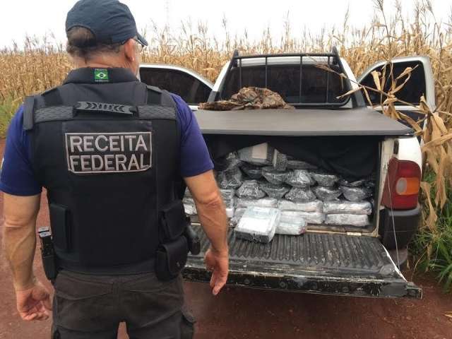 Apreens&otilde;es de mercadorias e ve&iacute;culos da Receita Federal crescem 94% em 2015