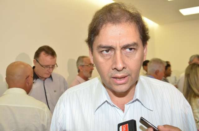 Bernal nega &ldquo;desabastecimento&rdquo; e diz que querem &quot;desestabiliz&aacute;-lo&quot;