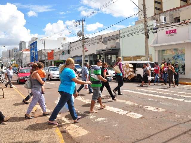 Pagamento de 13&ordm; do Governo e Prefeitura injeta R$ 305 milh&otilde;es no mercado