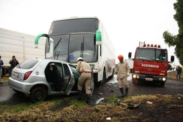 Sem contar m&ecirc;s violento, mortes em rodovias federais aumentam 5%