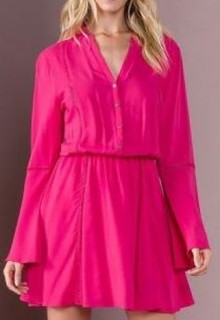 Vestido rosa custava R$ 294,90 e agora vale R$ 139,90.