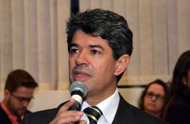 Governo sanciona pol&iacute;tica de incentivo ao uso de bicicleta em MS