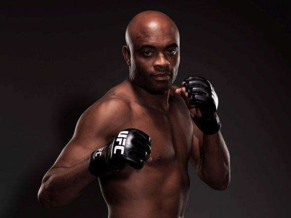 Anderson Silva ministra palestra em shopping da Capital