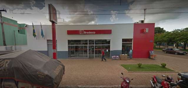 Bando manteve fam&iacute;lia de gerente em c&aacute;rcere e depois levou para cativeiro