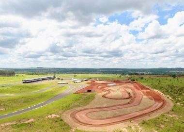 Treinos para etapa do Brasileiro de Motocross come&ccedil;am na Capital 