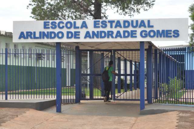 TJ manda 100% dos administrativos e 60% dos professores encerrarem greve