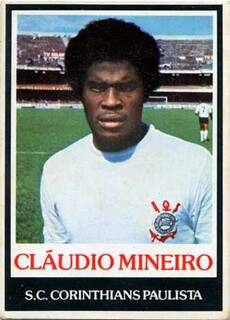 Treinador teve carreira de destaque no América, Atlético, Inter e Náutico e já fez parte de &quot;álbum de figurinhas&quot; quando ajudou a tirar o Corinthians da fila, em 1977.  