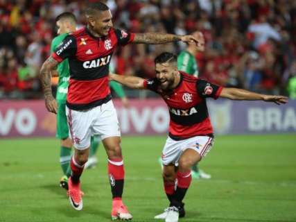Flamengo goleia a Chape por 5 a 1 e sobe para a 8ª posição do Brasileiro