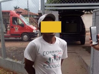 Revoltado com pre&ccedil;o da conta de luz, cliente faz funcion&aacute;ria de empresa ref&eacute;m 