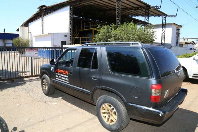 Diretoria de curtume divulga nome de funcion&aacute;rios mortos em acidente