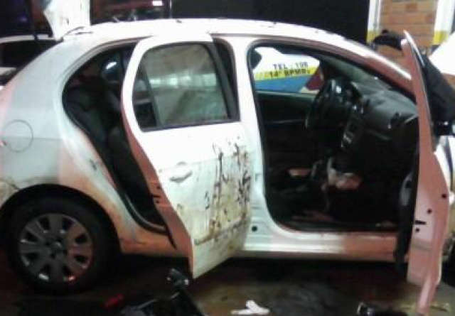  Motorista abandona ve&iacute;culo carregado com maconha na MS-376