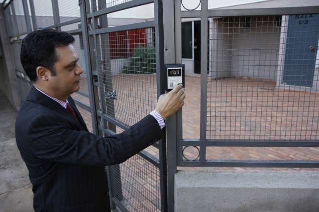 Vereadores visitam Salute e dizem que empresa pode ser de fachada