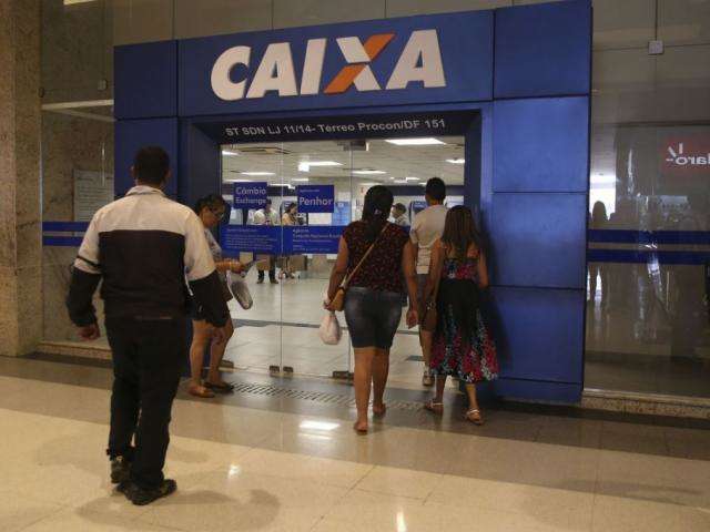 Caixa credita quase R$ 5 bi para pagamento do saque imediato do FGTS