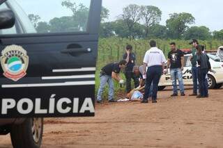 Evaldo Guilherme Fragoso Soares, 30 anos, foi encontrado morto em uma estrada vicinal perto do presídio da Gameleira. (Foto: Marcos Ermínio)