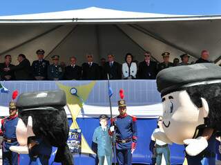  Evento comemora 176 anos da PM, homenageia 91 pessoas e apresenta mascote
