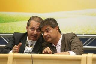 Eduardo e Nelsinho selaram aliança durante visita do presidenciável a Campo Grande. (Foto: Marcelo Victor)