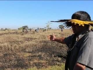 Área ocupada pelos índios é alvo de disputa com fazendeiros, o que já resultou em conflito armado (Foto: Helio de Freitas/Arquivo)