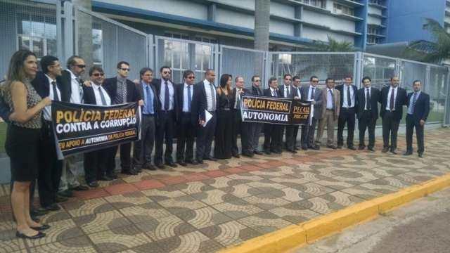 Para apoiar investiga&ccedil;&otilde;es, delegados abra&ccedil;am pr&eacute;dio da Pol&iacute;cia Federal