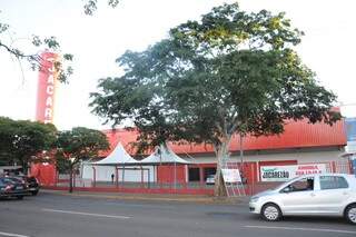 Jacarezão fica na Avenida Costa e Silva, 1200. (Foto: Paulo Francis)