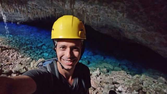 Aos 22 anos Igor resolveu viajar, aos 35 conhece 153 pa&iacute;ses e escreve 2&ordm; livro