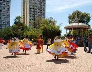 As apresentações já são tradicionais na fronteira. (Foto: Divulgação/ prefeitura)