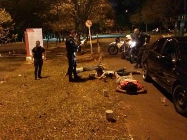 Condutor embriagado invade espa&ccedil;o de lazer no Parque dos Poderes