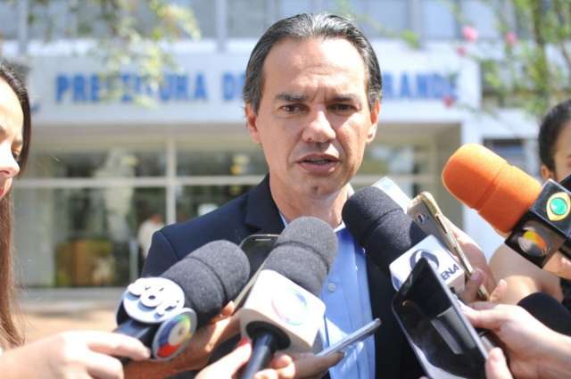 Marquinhos busca recursos nos minist&eacute;rios e faz reuni&atilde;o com bancada
