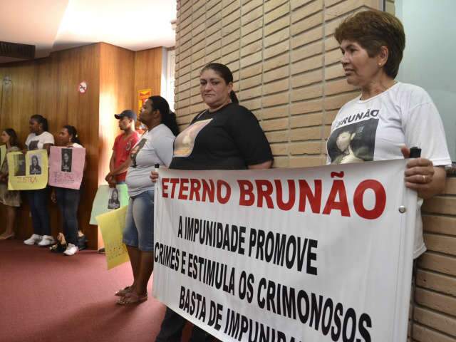 Seguran&ccedil;a na fronteira domina debate motivado por morte de estudantes