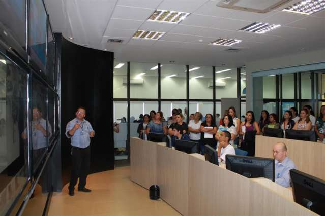 Programa de concession&aacute;ria mostra a professores como funciona saneamento