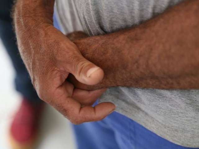 Homem confessa homic&iacute;dio de adolescente e alega f&uacute;ria por roubo