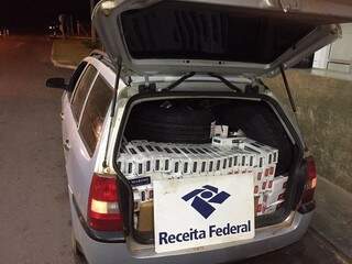 Trio &eacute; preso com mercadorias contrabandeadas avaliadas em R$ 90 mil