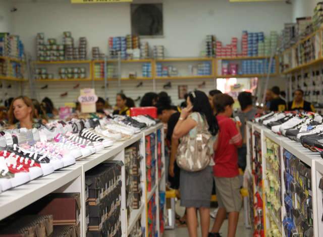  De janeiro a novembro de 2011, vendas no com&eacute;rcio cresceram 5,1%