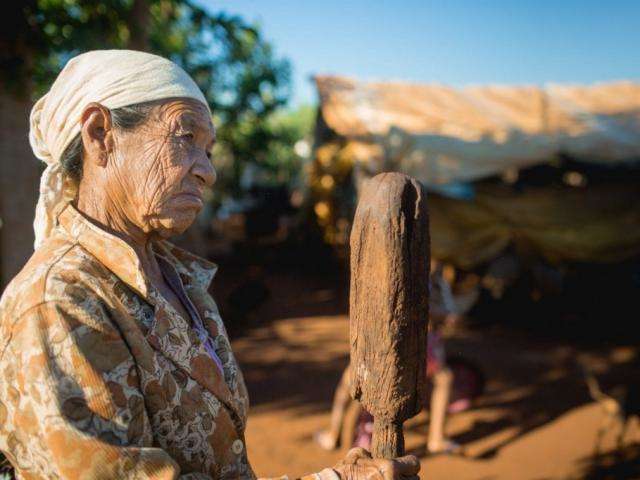 &Iacute;ndios de MS fazem vig&iacute;lia no STF para defender demarca&ccedil;&atilde;o em Caarap&oacute;