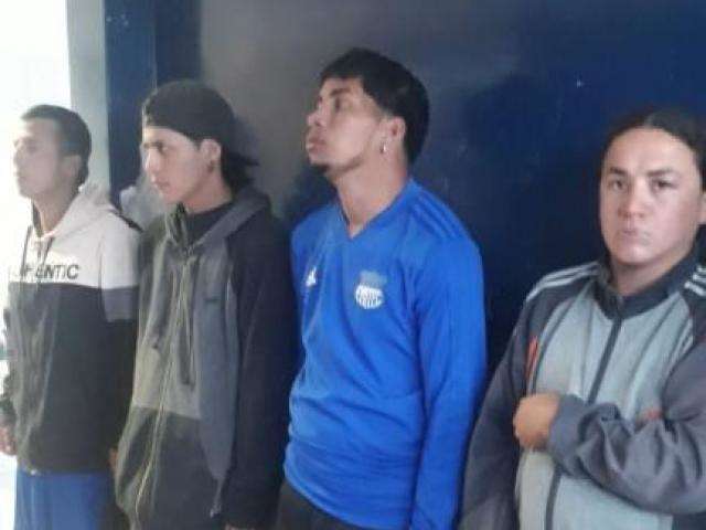Equatorianos s&atilde;o presos ap&oacute;s apedrejarem viatura da Guarda Municipal