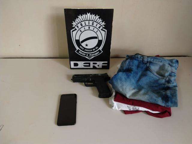 Jovem assalta loja de roupas com arma de brinquedo e &eacute; preso 