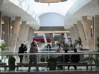 Mesmo sem fechar contas, shoppings celebram &quot;otimismo&quot; e vendas em alta