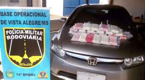 Homem preso em flagrante receberia R$ 10 mil para transportar 26 kg de cocaína