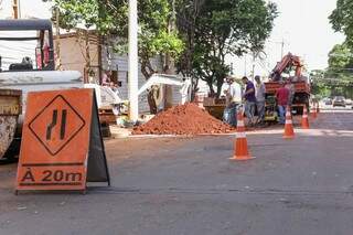 Na Dom Aquino, interdição é para obras de prédio. (Foto: Fernando Antunes)
