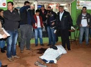 Brasileiro &eacute; morto com seis tiros em lanchonete em Pedro Juan Caballero